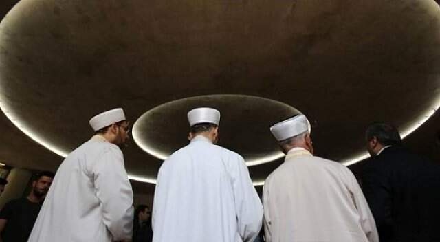 Sigara İçen Diyanet Personeline Kötü Haber
