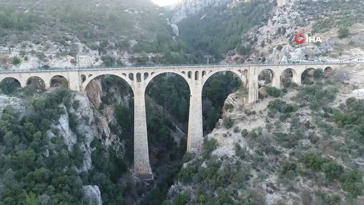Türkiye'nin En Gösterişti 13 Köprüsünden 2'si Adana'dan