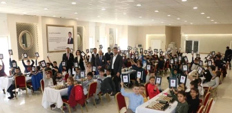 Bayramiç Belediyesi Satranç Turnuvasına Yoğun İlgi