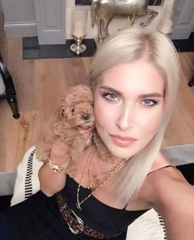 Mustafa Sandal ve Melis Sütşurup'un Yeni Fotoğrafları Ortaya Çıktı