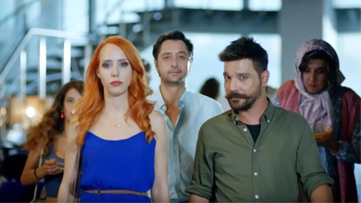 Oğuzhan Uğur'un Filmi Borç Harç'ın Beklentilerin Altında Kalan İlk 3 Günlük İzlenme Sayısı Belli...