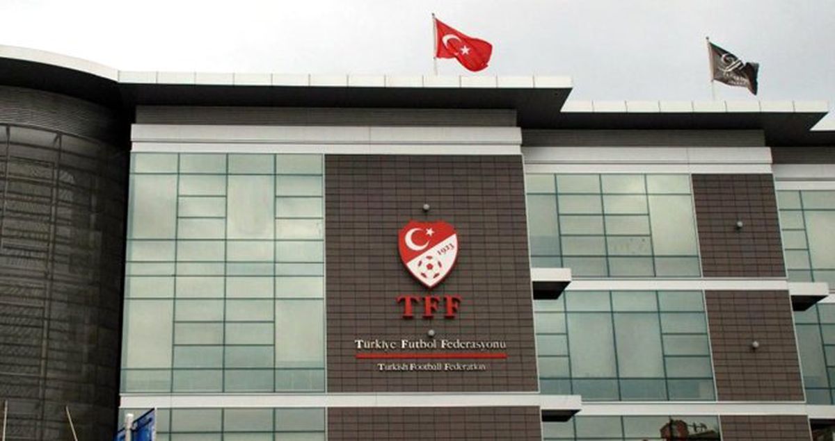 Profesyonel Futbol Disiplin Kurulu, Mbaye Diagne'ye 4, Eljif Elmas'a 2 Maç Men Cezası Verdi