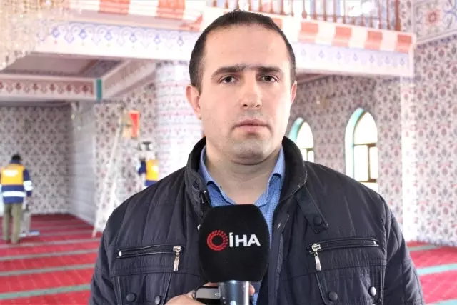 Van'daki Camilerde Gül Kokusu Yükseliyor Van'daki Camilerde Gül Kokusu Yükseliyor