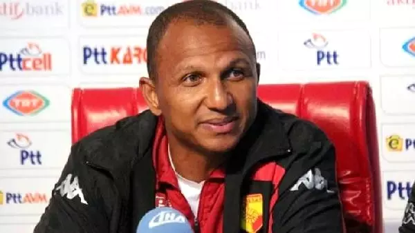 Yeni Çorumspor'da Mehmet Aurelio Dönemi Sona Erdi Yeni Çorumspor'da Mehmet Aurelio Dönemi Sona Erdi