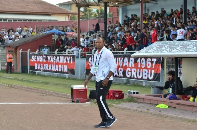 Yeni Çorumspor'da Mehmet Aurelio Dönemi Sona Erdi Yeni Çorumspor'da Mehmet Aurelio Dönemi Sona Erdi