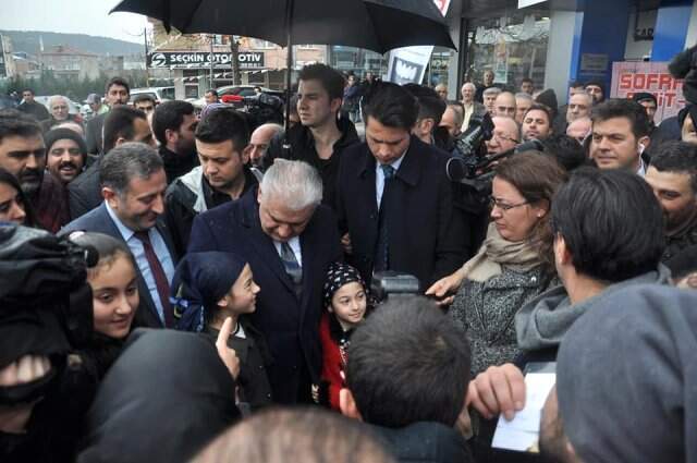 Binali Yıldırım'dan Şart Koşup Oy Vereceğim Diyen Vatandaşa: Bu İşler, Oyla Hesap Kitap İşi Değil