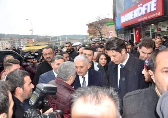 Binali Yıldırım'dan Şart Koşup Oy Vereceğim Diyen Vatandaşa: Bu İşler, Oyla Hesap Kitap İşi Değil