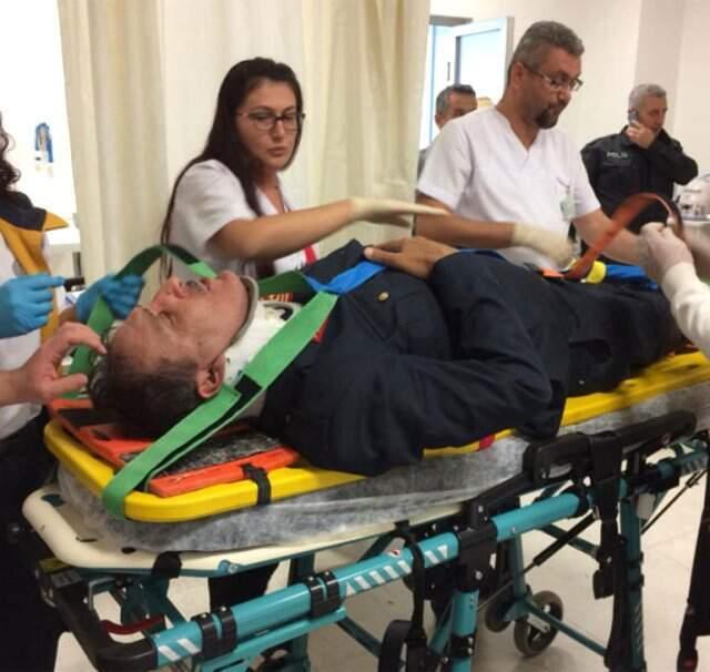 Cem Özer, Setinde talihsiz kaza Geçirdiği Sinan Çetin'e Ateş Püskürdü: Onun Zorlamasıyla Ayağımı Kırdım