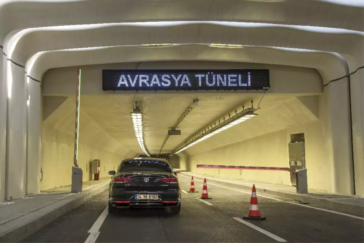 Avrasya Tüneli'nden 2018'de 17,5 Milyon Araç Geçti