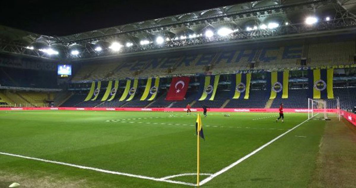 Fenerbahçe'de Ceza Nedeniyle Tribünler Boş Kaldı