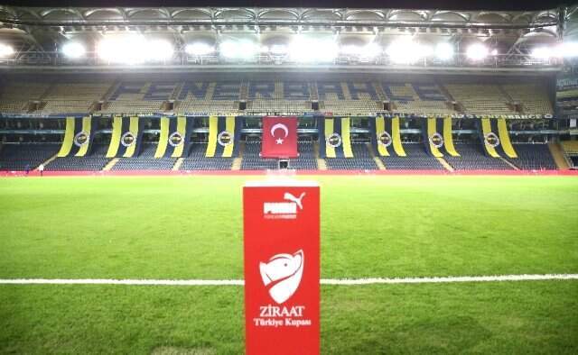 Fenerbahçe'de Ceza Nedeniyle Tribünler Boş Kaldı