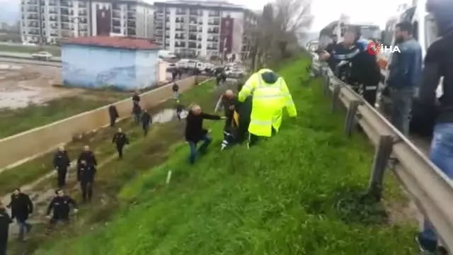 İzmir'de Trafik Polisi Yol Güvenliğini Sağlarken Şehit Oldu