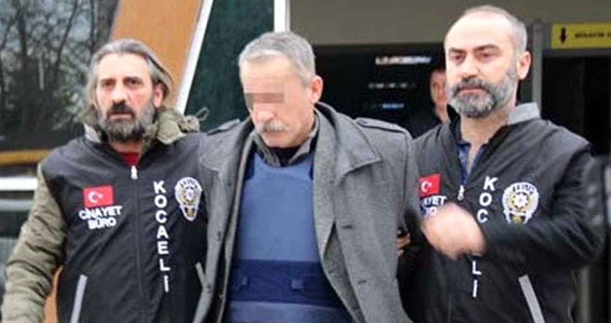 Silahlı Saldırgan, 700 TL'lik Borç Yüzünden Çocukluk Arkadaşını Öldürdü