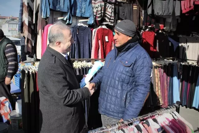 Tuşba Belediyesinden Bez Torba Dağıtımı
