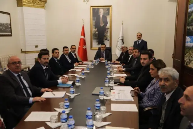 Vali Türker Öksüz, Kars'ın Çevre Sorunlarını Masaya Yatırdı