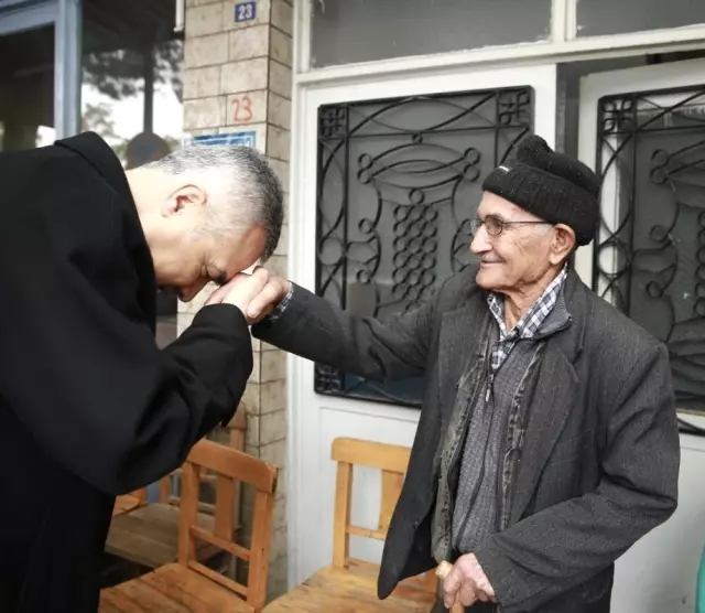 AK Parti'li Mustafa Savaş'tan Büyükşehre Bütçe Eleştirisi