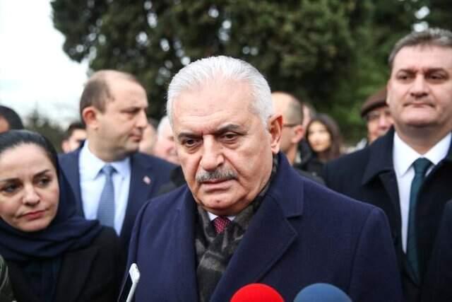 Ayşen Gruda'nın Cenazesinde Kavga Çıktı