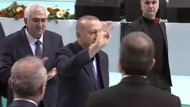 Cumhurbaşkanı Erdoğan: 'Dünyanın Neresinde Darbeci Varsa Biz Onların Karşısındayız' Cumhurbaşkanı Erdoğan: 'Dünyanın Neresinde Darbeci Varsa Biz Onların Karşısındayız'