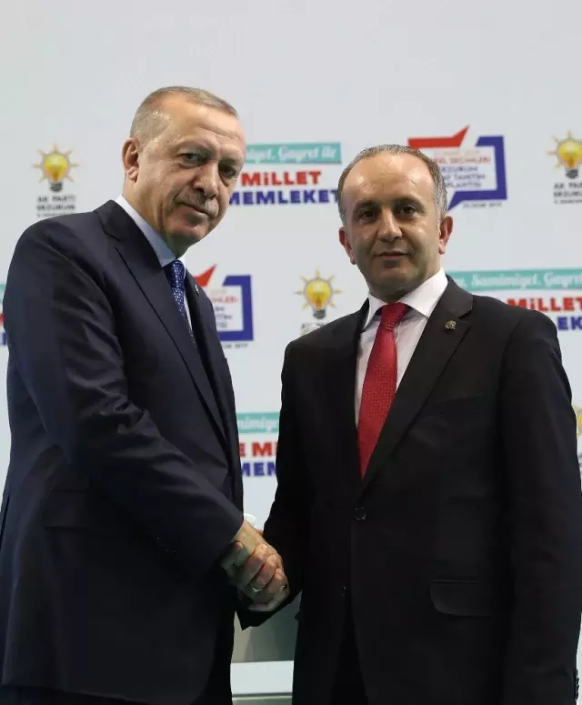 Cumhurbaşkanı Erdoğan: 'Tampon Bölge Sözü Birkaç Ay İçerisinde Gerçekleştirilmeli. Aksi Halde Biz... Cumhurbaşkanı Erdoğan: 'Tampon Bölge Sözü Birkaç Ay İçerisinde Gerçekleştirilmeli. Aksi Halde Biz...