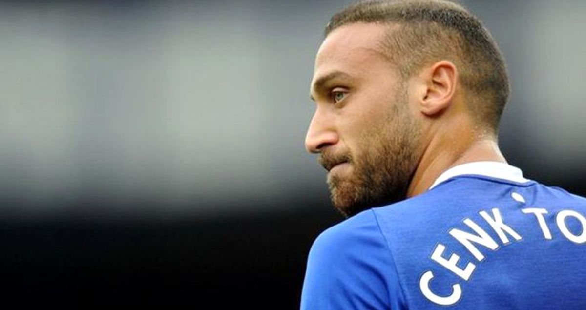 Everton, 19 Maçta 2 Gol Atan Cenk Tosun'u Gönderiyor