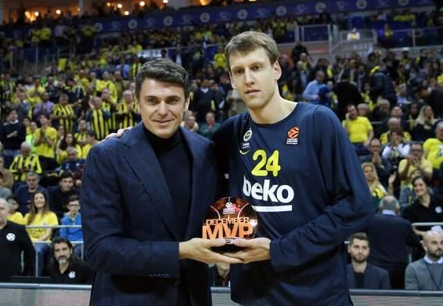 Fenerbahçe Beko, Sahasında Konuk Ettiği Olympiakos'u 90-75 ile Geçti