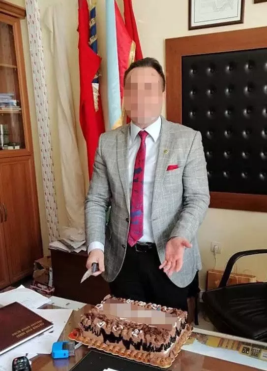 forumagel.com Genç Kız, Telefonunu Açık Bırakınca Müdürün Yaptığı Taciz Ortaya Çıktı forumagel.com Genç Kız, Telefonunu Açık Bırakınca Müdürün Yaptığı Taciz Ortaya Çıktı