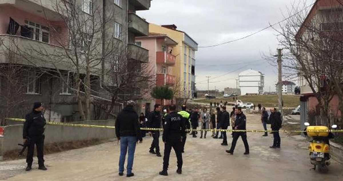 Kaçarak Evlenen Kızının, Kocasından Şiddet Görmesini Sindiremeyen Baba, Dehşet Saçtı! Ölü ve Yaralılar Var