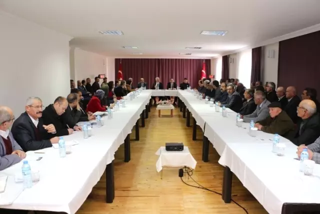 Vali Seymenoğlu'ndan Taşrada Merkezi Karar Denetimi Vali Seymenoğlu'ndan Taşrada Merkezi Karar Denetimi