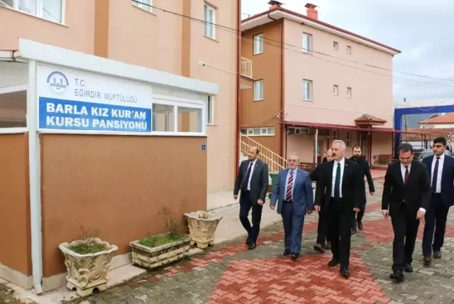 Vali Seymenoğlu'ndan Taşrada Merkezi Karar Denetimi Vali Seymenoğlu'ndan Taşrada Merkezi Karar Denetimi