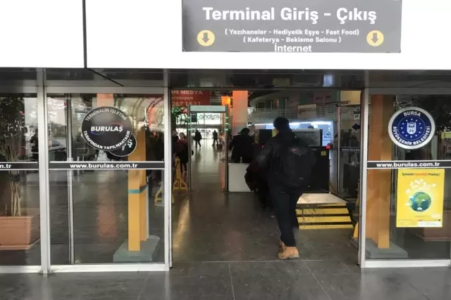 forumagel.com Muş'tan Bursa'ya Otobüsle Gönderilen Paketin İçinden El Bombası Çıktı forumagel.com Muş'tan Bursa'ya Otobüsle Gönderilen Paketin İçinden El Bombası Çıktı