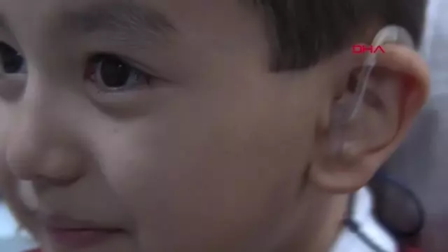 7 Yaşında Türkmen Çocuk İlk Kez Türkiye'de Duydu 7 Yaşında Türkmen Çocuk İlk Kez Türkiye'de Duydu