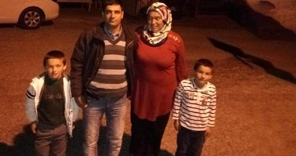 Ailesiyle Birlikte Yaşadığı Evi Ateşe Veren Çoban, Oğluyla Birlikte Can Verdi, Eşi ve Diğer Oğlu İse Yaralandı