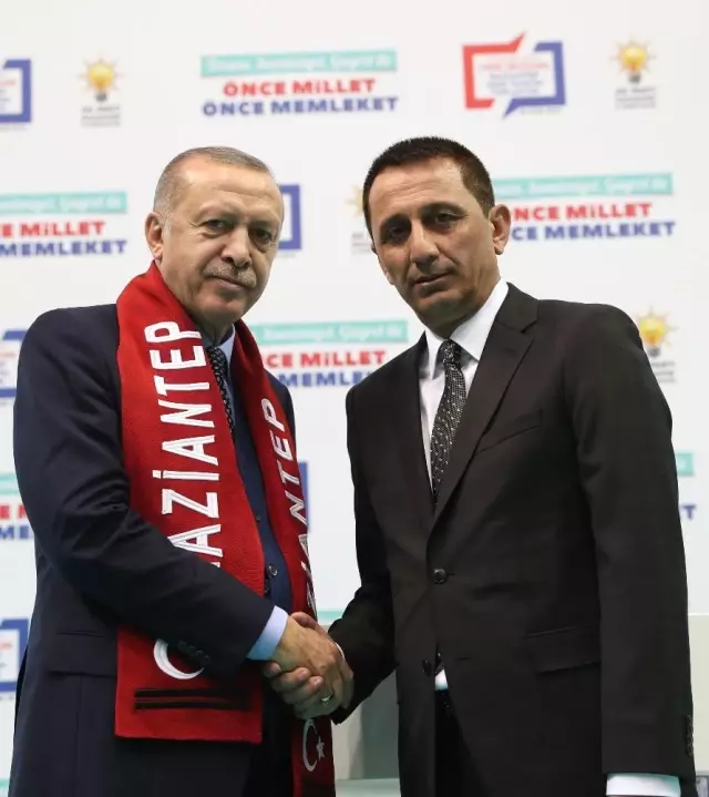 Cumhurbaşkanı Erdoğan Gaziantep'in Belediye Başkan Adaylarını Açıkladı Cumhurbaşkanı Erdoğan Gaziantep'in Belediye Başkan Adaylarını Açıkladı