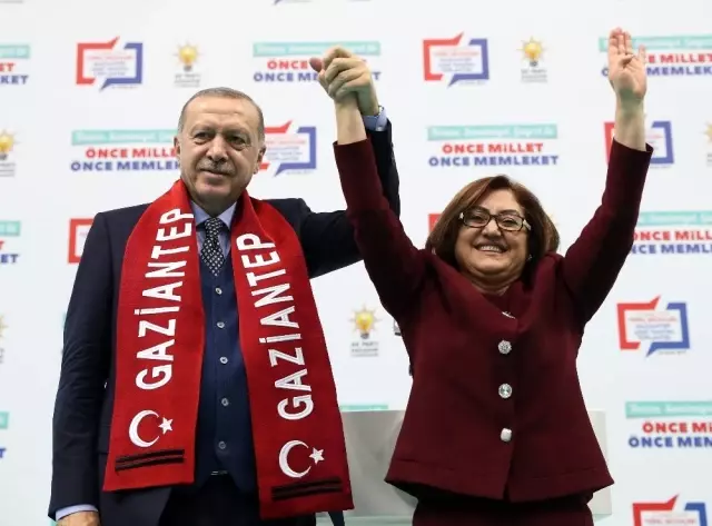 Cumhurbaşkanı Erdoğan Gaziantep'in Belediye Başkan Adaylarını Açıkladı Cumhurbaşkanı Erdoğan Gaziantep'in Belediye Başkan Adaylarını Açıkladı