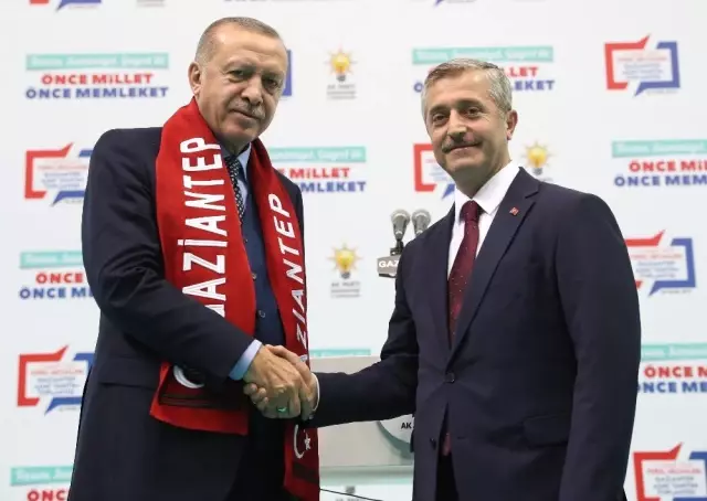 Cumhurbaşkanı Erdoğan Gaziantep'in Belediye Başkan Adaylarını Açıkladı Cumhurbaşkanı Erdoğan Gaziantep'in Belediye Başkan Adaylarını Açıkladı