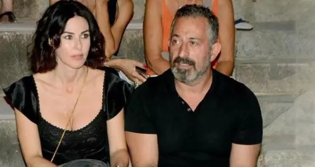Defne Samyeli, Sevgilisi Cem Yılmaz ile Uyurken Çekilen Fotoğrafını Paylaştı Defne Samyeli, Sevgilisi Cem Yılmaz ile Uyurken Çekilen Fotoğrafını Paylaştı