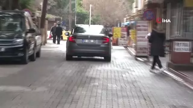 Eski Emniyet Müdürlerinin Eşleri Fetö'den Tutuklandı