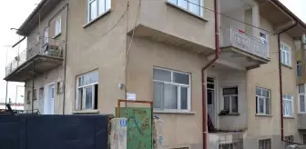 İzmit Haberleri: Otomobil su kanalına uçtu, sürücünün burnu bile kanamadı 23