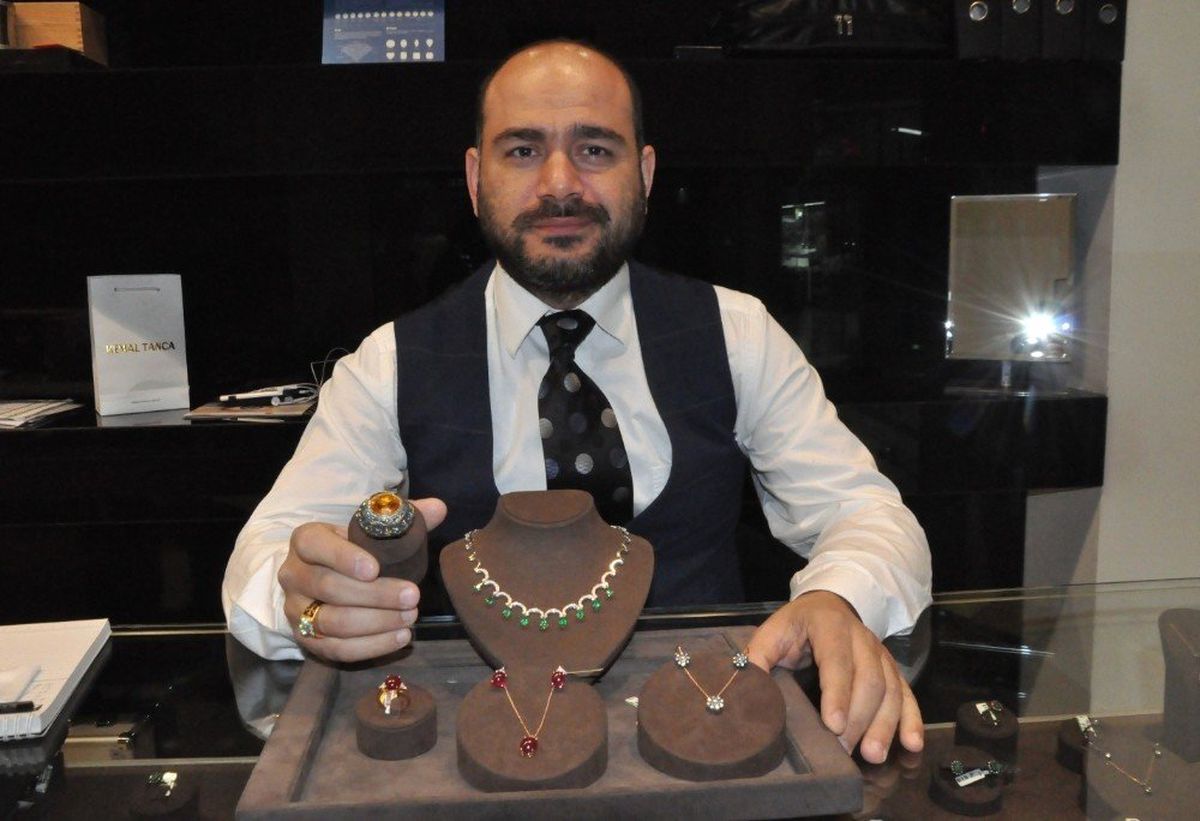 Sakarya Sarraf Kuyumcu ve Mücevherciler Derneği Başkanı Serkan Serbes: 'Nakit Sıkıntının Esas...