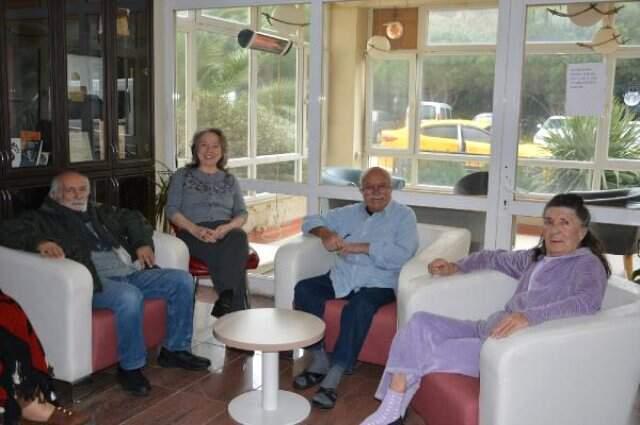 Yeşilçam'ın Çınarları Aynı Çatı Altında Yaşıyor