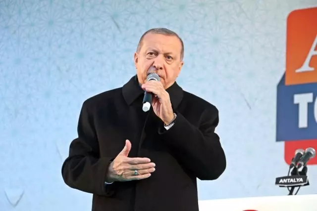 Erdoğan: 'Yanlış Yaparlarsa Oradayız' Erdoğan: 'Yanlış Yaparlarsa Oradayız'
