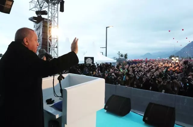 Erdoğan: 'Yanlış Yaparlarsa Oradayız' Erdoğan: 'Yanlış Yaparlarsa Oradayız'