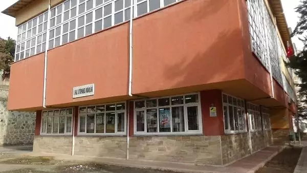 Limon Ağaçlı Kütüphaneye İlgi