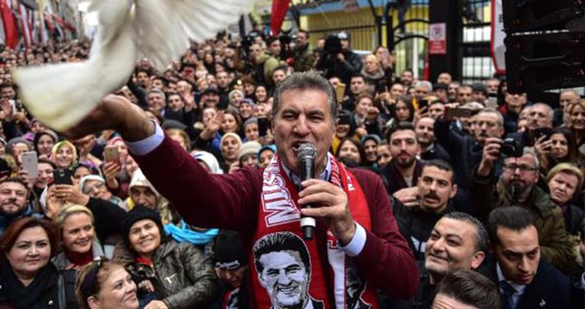 Şişli'den Aday Olacağını Açıklayan Sarıgül'den CHP Yönetimine Tepki: Beklemekten Yorulduk