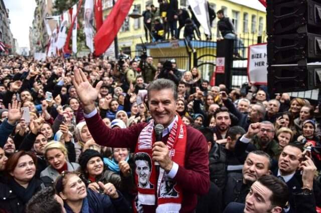 Şişli'den Aday Olacağını Açıklayan Sarıgül'den CHP Yönetimine Tepki: Beklemekten Yorulduk