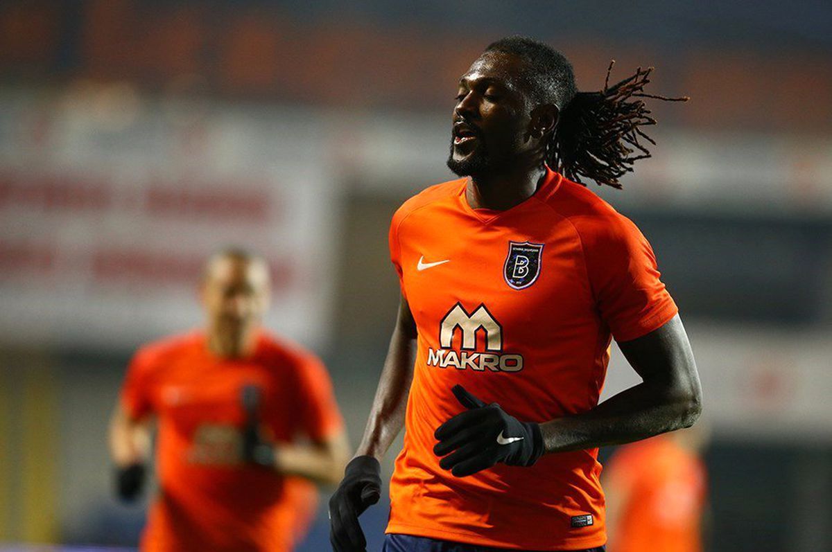 Fenerbahçe'nin İstediği Emmanuel Adebayor, Kasımpaşa Maçının Kadrosuna Alınmadı