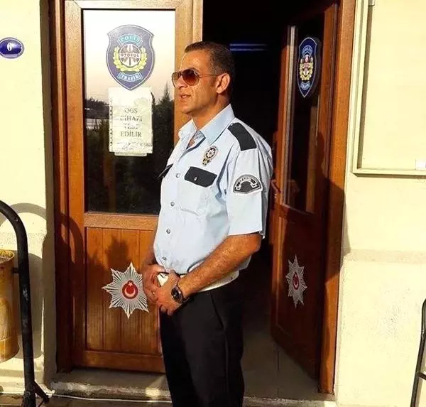 Polis Memurunun Cenazesinde Kızı Zehra'nın Sözleri Yürekleri Burktu