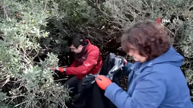 Seçim Çalışmalarını Bırakıp Çöp Topladı
