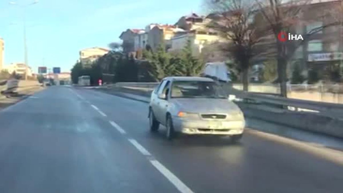 Ters Şeride Girince Geri Gitmek Zorunda Kalan Araca Para Cezası