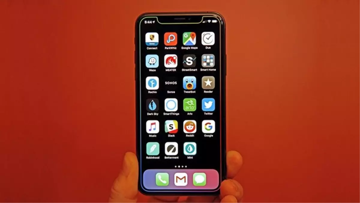 Türk Tasarımcının İphone'unuzda Görmek İsteyeceğiniz Kalitedeki İos 13 Konsepti